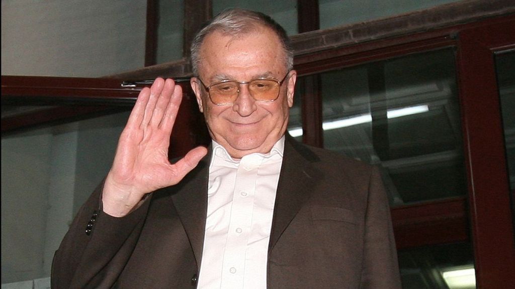 35 de ani de tranziție: Ion Iliescu a&nbsp;plecat